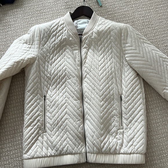 Spring-summer  light jacket. - Picture 6 of 10